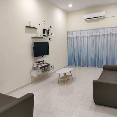 My Homestay Sitiawan - Astronaut Space House 8 Pax מראה חיצוני תמונה