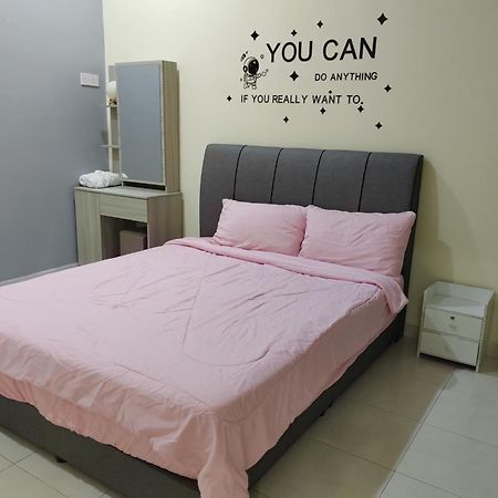 My Homestay Sitiawan - Astronaut Space House 8 Pax מראה חיצוני תמונה