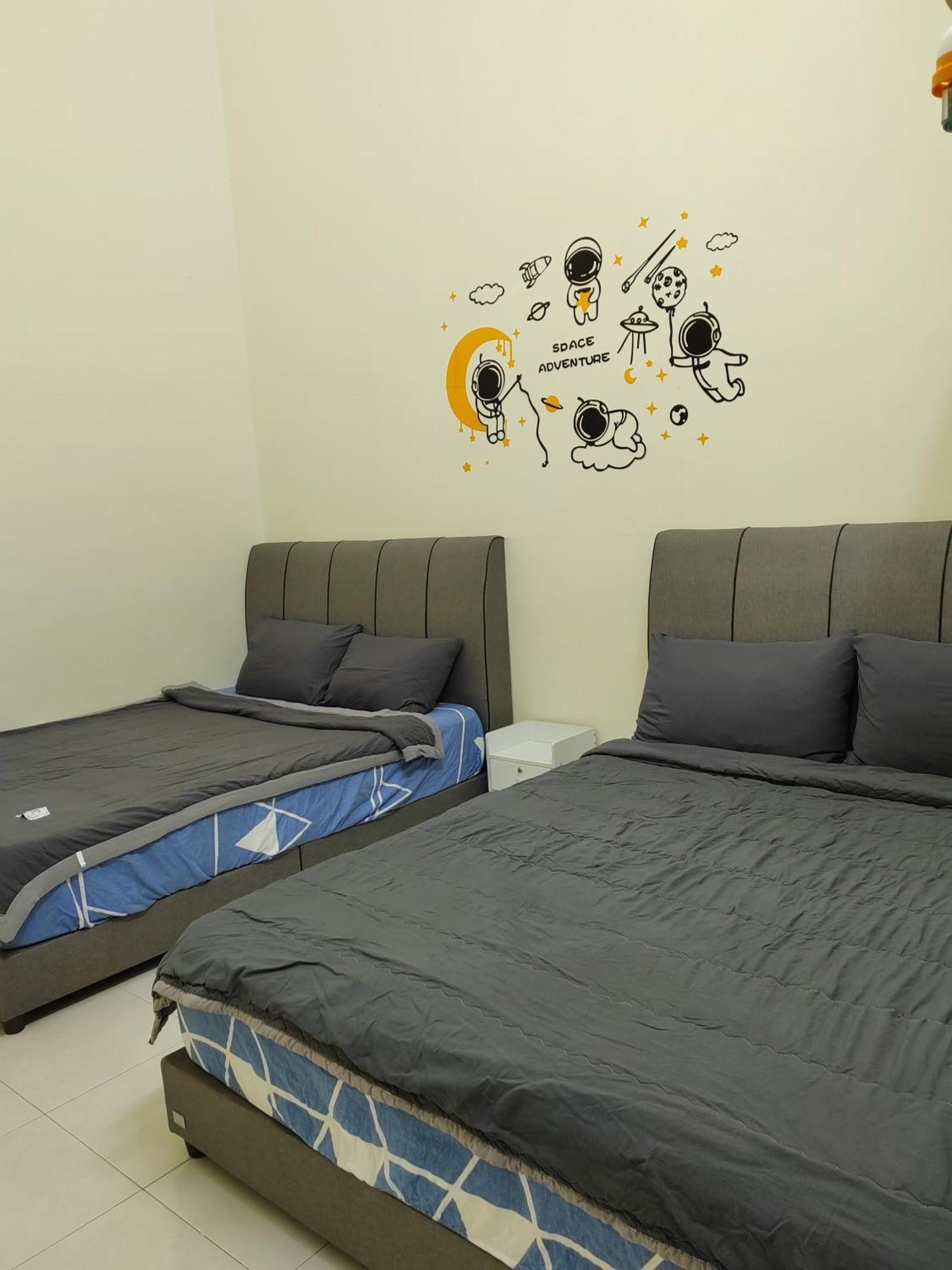 My Homestay Sitiawan - Astronaut Space House 8 Pax מראה חיצוני תמונה